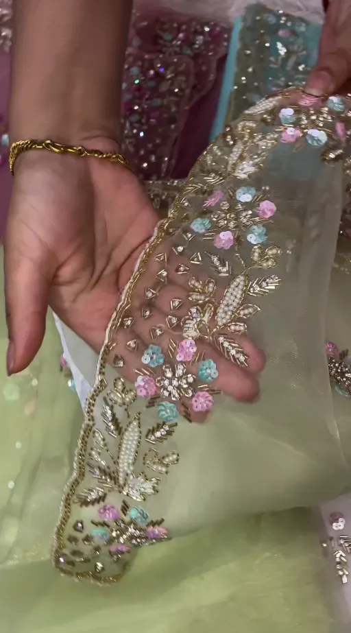 Designer Party Wear Organza saree with shiny handwork - Image 3