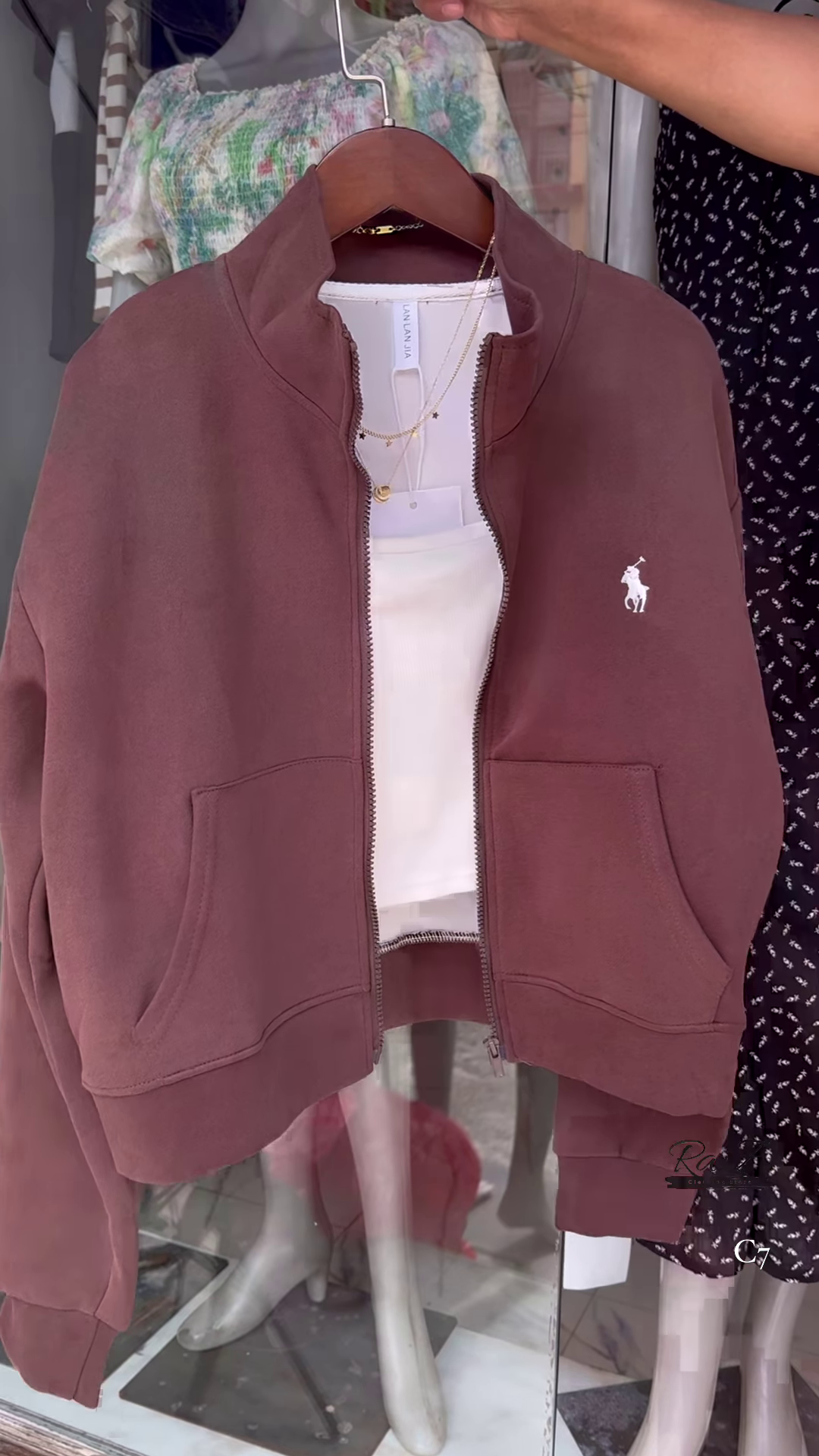 Chic & Cozy: Women's High Neck Front-Open Sweatshirt for Effortless Style - Image 7