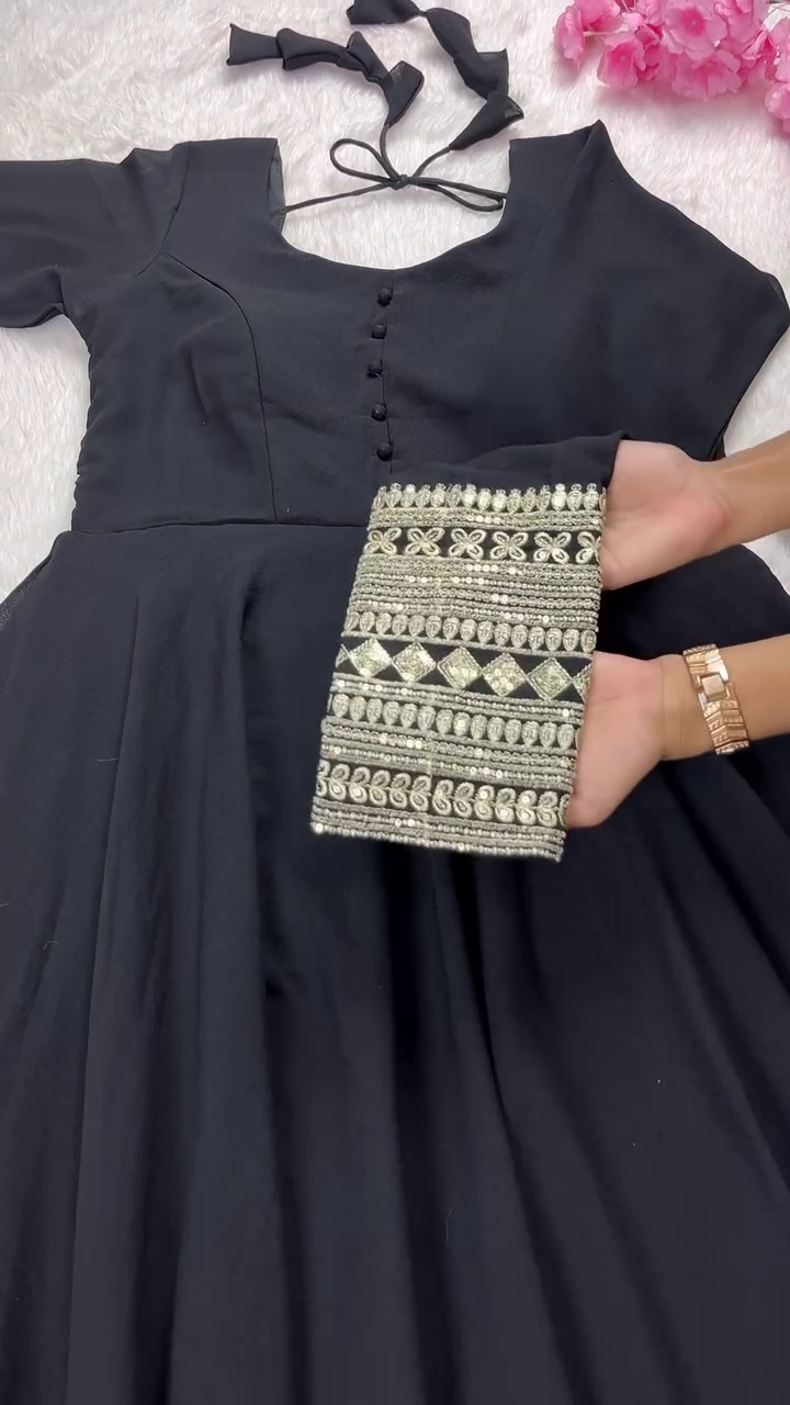 Luxe Black 3-Piece Embroidered Suit – Timeless Elegance - Image 3