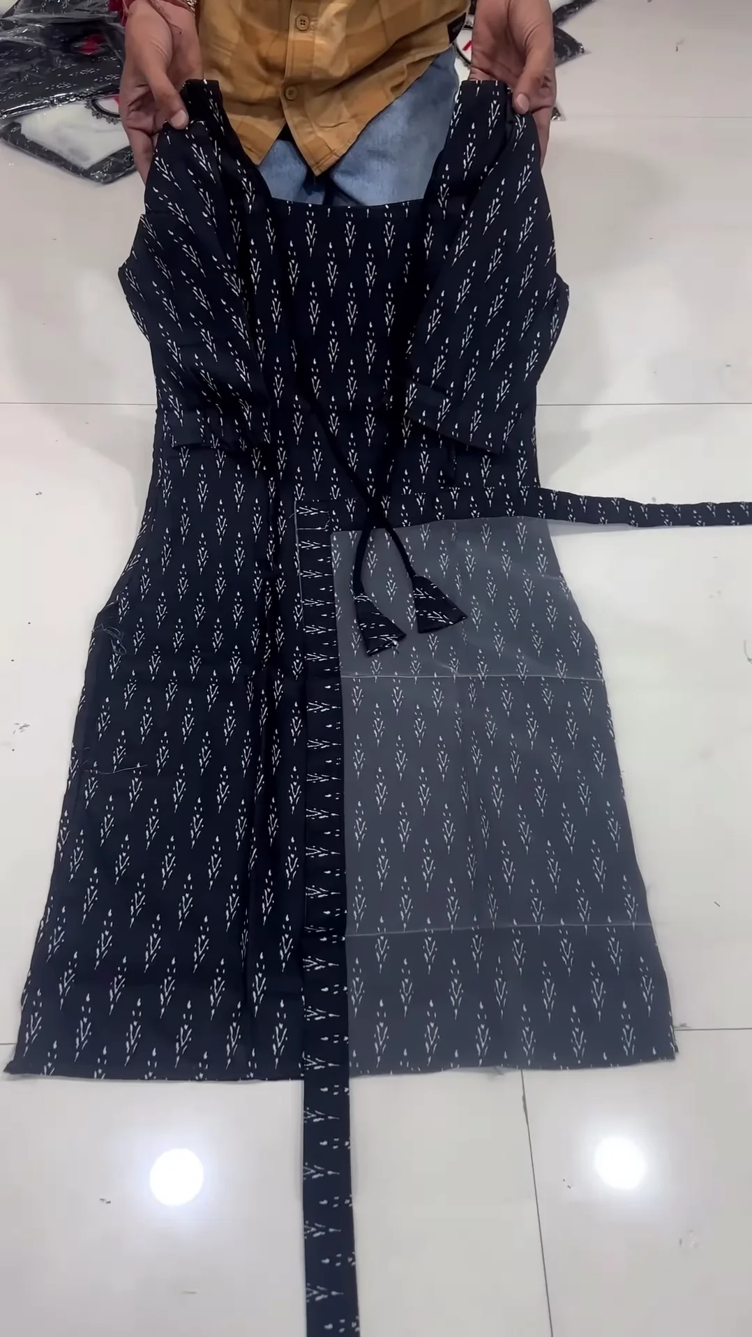 Black & White Printed Sleeveless Cotton Kurti – Stylish & Comfortable - Image 3