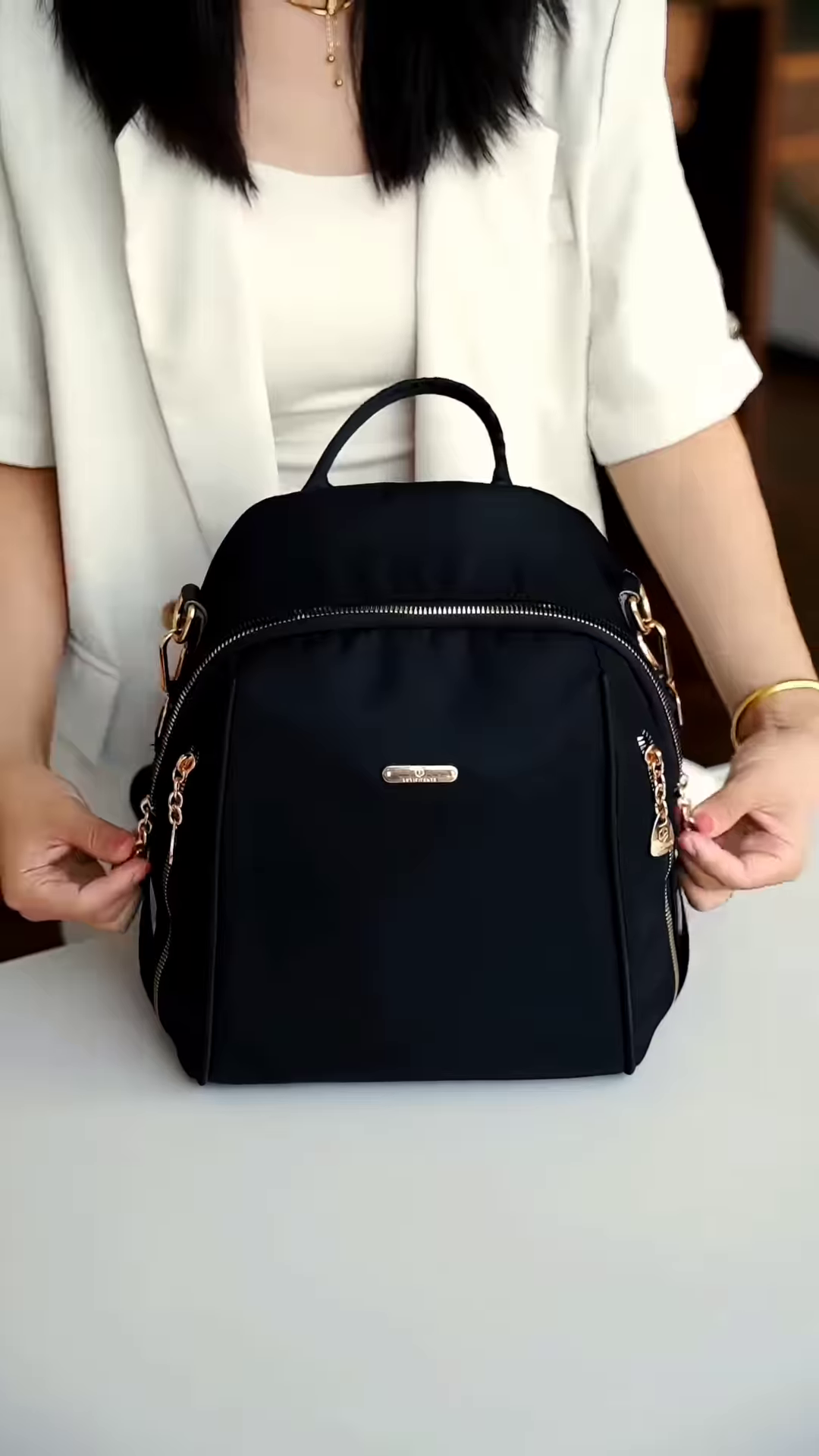 π€ Elegant, Practical & Chic β The Ultimate Everyday Backpack πΌβ¨