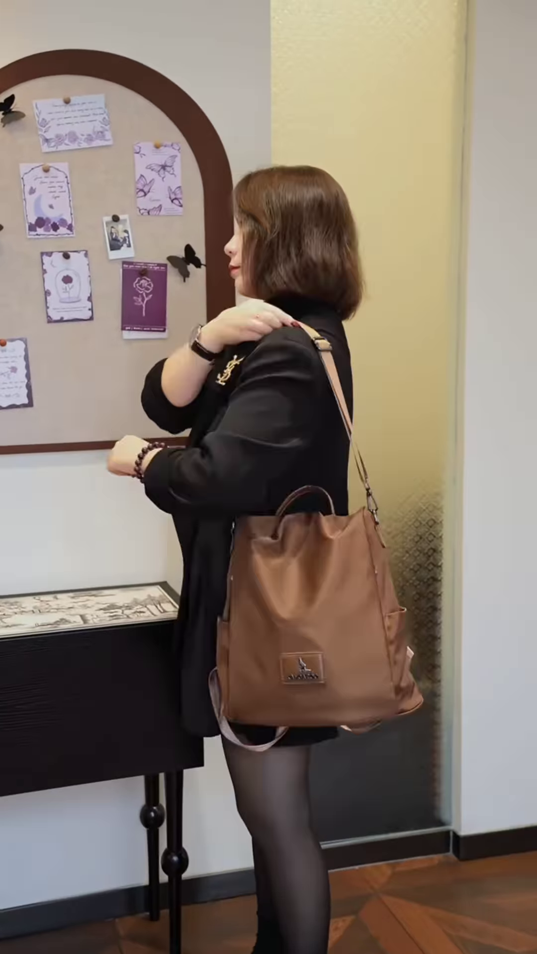 π€ Elegant, Practical & Chic β The Ultimate Everyday Backpack πΌβ¨ - Image 3