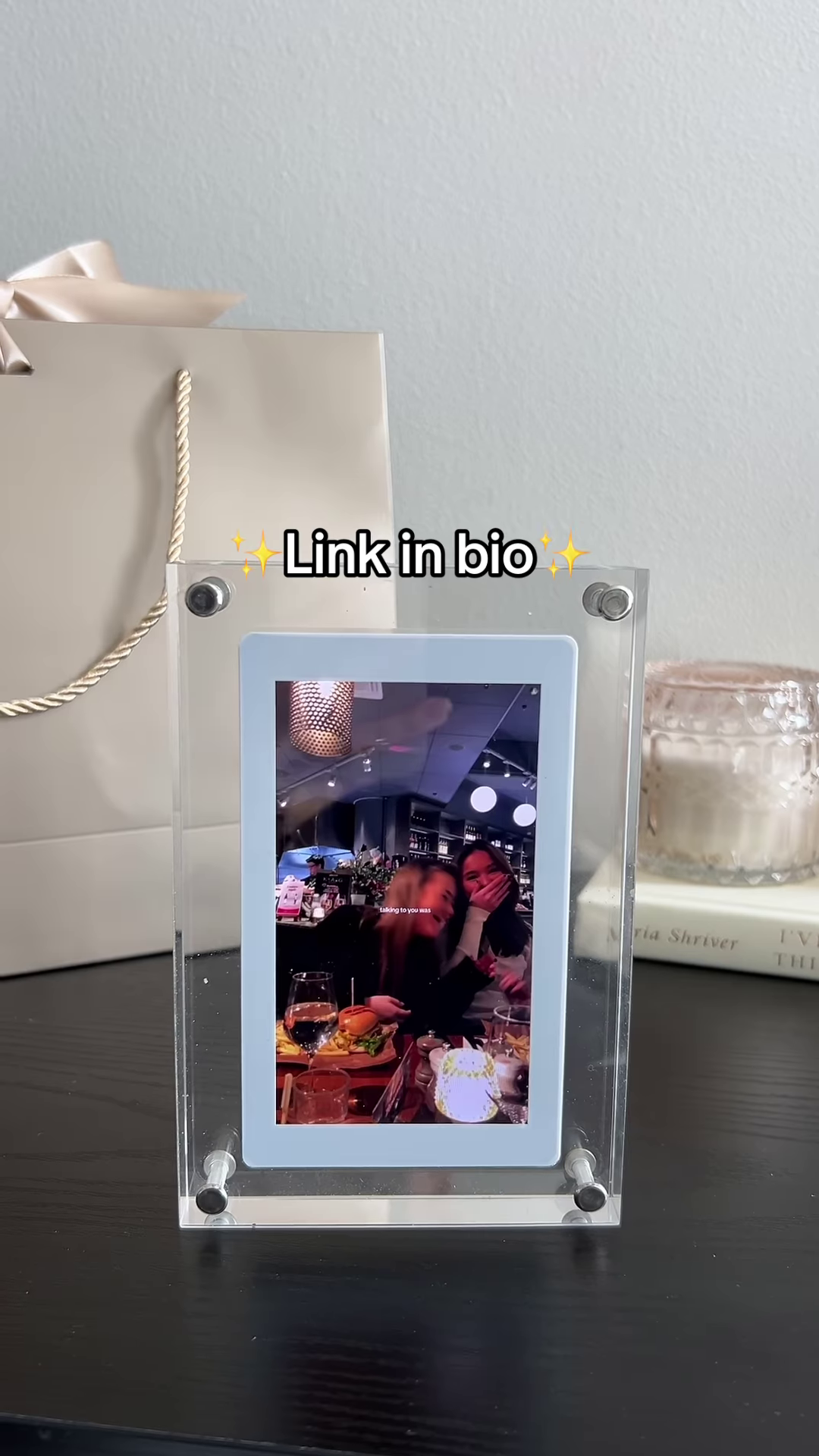 🖼️ Freeze Your Favorite Moments in Style 💞