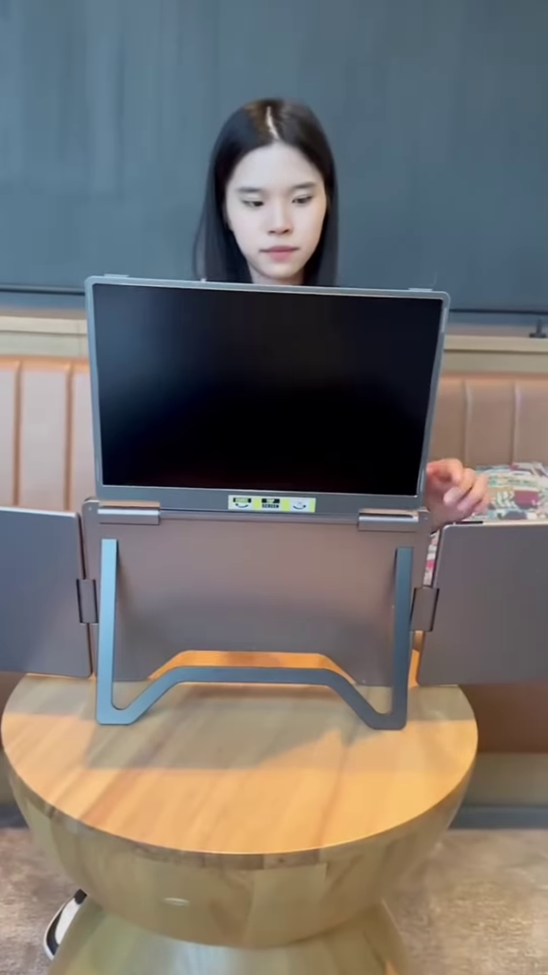 π» 3-Screen Laptop Extender β Ultimate Productivity on the Go! π - Image 2