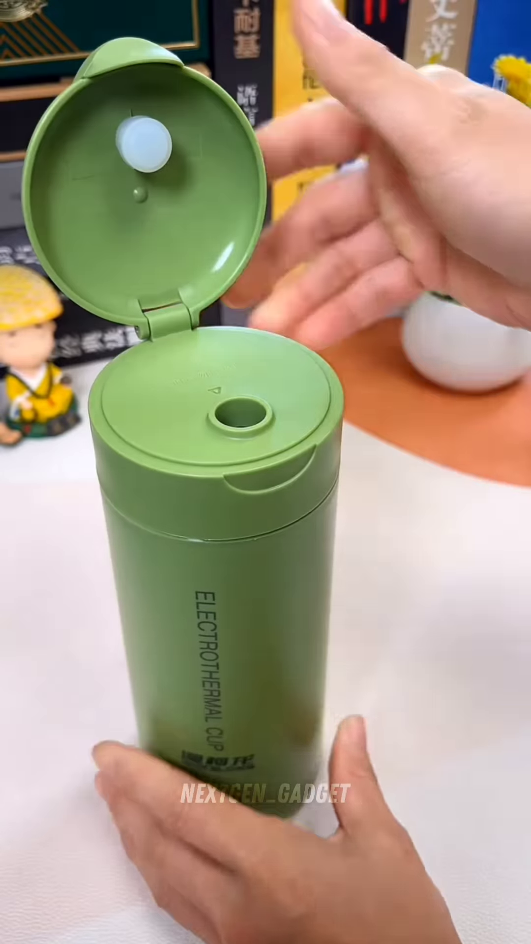 Portable Electric Heating Cup – Fast-Boil Travel Mug with Auto Shut-Off, Food-Grade Stainless Steel Interior, Leak-Proof Lid & LCD Display for Hot Water, Tea, or Coffee On-the-Go